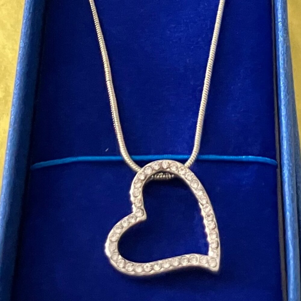 Bret Roberts Silver Genuine Crystal Heart 18” Necklace
